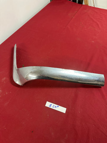1958 CHEVROLET IMPALA MOLDING