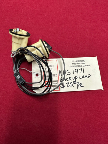 1971 CHEVROLET NOS BACK UP LAMP