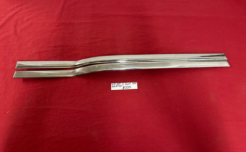 1953-54 CHEVROLET NOS FOUR DOOR MOLDING