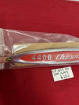 1957 CHEVROLET NOS RH 4400 MOLDING