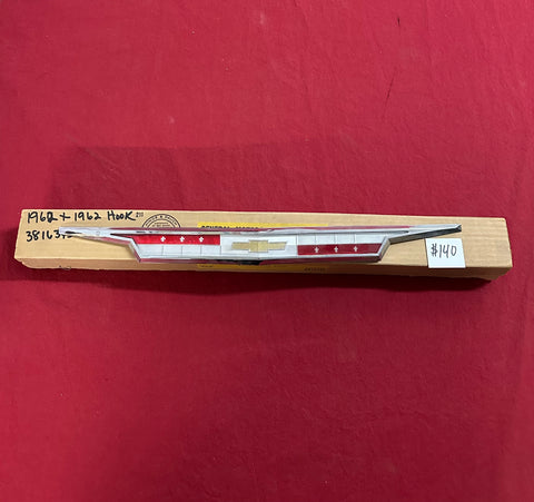 1962 CHEVROLET NOS HOOD EMBLEM