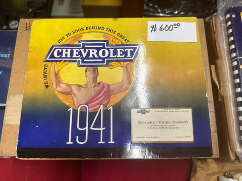 1941 CHEVROLET DEALERS ALBUM
