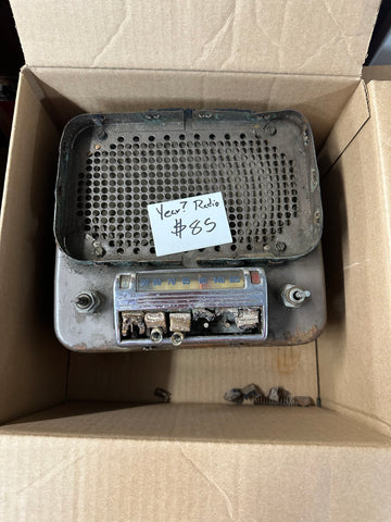 CHEVROLET RADIO YEAR UNKNOWN