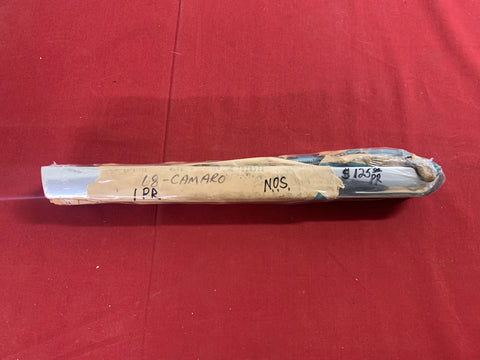 1968 CHEVROLET NOS CAMERO MOLDINGS