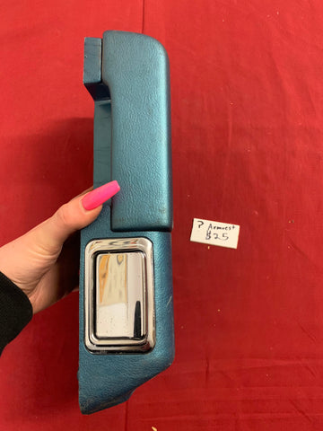 CHEVROLET ARMREST