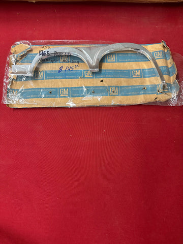 1965 CHEVROLET NOS LEFT PASSENGER HEADLIGHT MOLDING