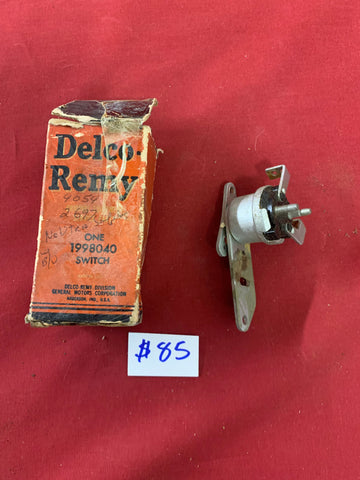 1953-54 CHEVROLET NOS SWITCH FOR CARS WITH POWER STEERING AND POWER BRAKE