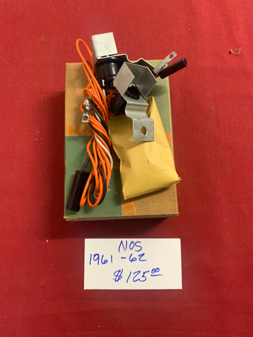 1961-62 CHEVROLET NOS COURTESY LAMP BISCAYNE SERIES
