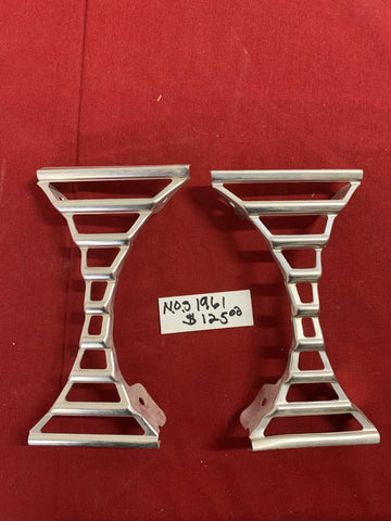 1961 CHEVROLET NOS GRILLE PIECES