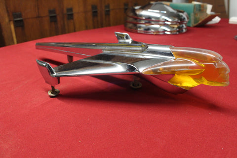 1954 PONTIAC HOOD EMBLEM