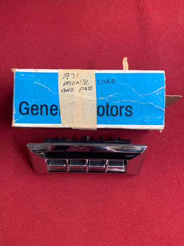 1971 CHEVROLET NOS MONTE CARLO PASS WINDOW SWITCH
