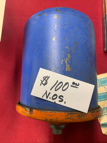 GM NOS OIL CANISTER