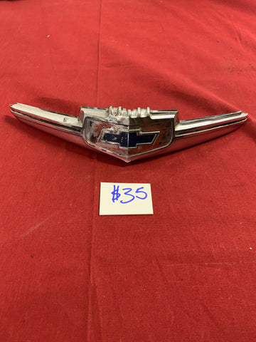 1947 CHEVROLET EMBLEM