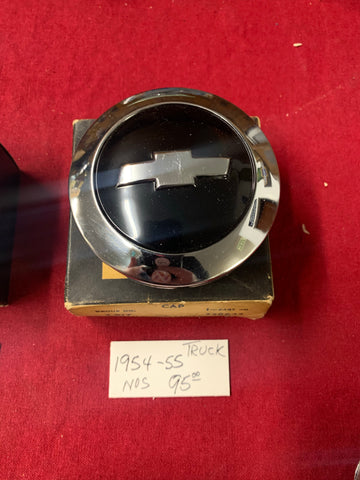 1954-55 CHEVROLET NOS TRUCK HORN CAP