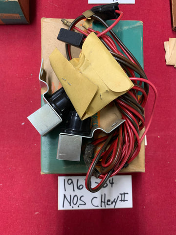 1962-64 CHEVROLET NOS CHEVY TWO COURTESY LAMP