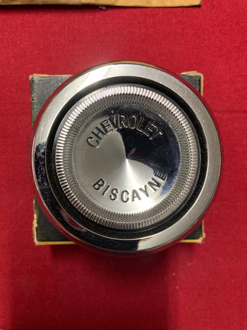 1963 CHEVROLET NOS BISCAYNE HORN BUTTON EXC DELUXE